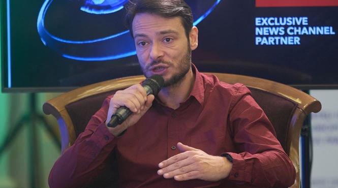 digitalizare management dezbatere performanta administratie