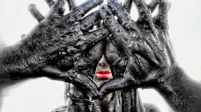 spectacolul private bodies de cosmin manolescu in premiera la new york