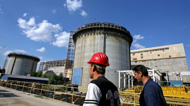 guvernul cere votul parlamentului pentru sustinerea construirii unitatilor 3 si 4 de la cernavoda