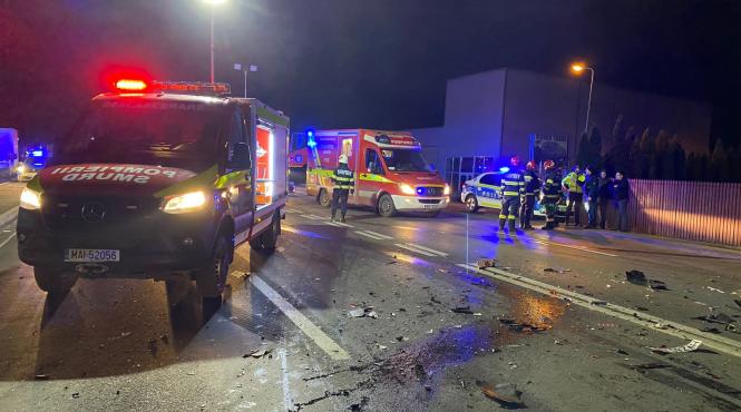 accident microbuz brasov persoane ingrijiri medicale