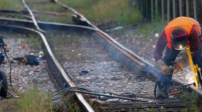 sine tren fisurate trafic feroviar oprit