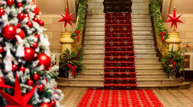 ajunul craciunului la palatul bragadiru opera opereta musical si un concept coregrafic inedit