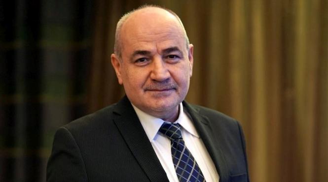 risc economie provocari sociale politice