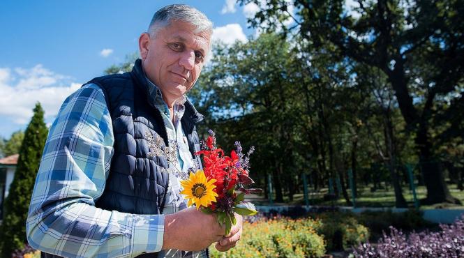 costel vinatoru produse nocive centre cercetare