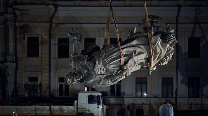 ecaterina mare statuie daramata ucraineni