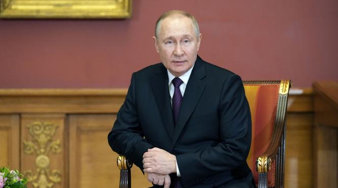 putin singur slujba ortodoxa craciun