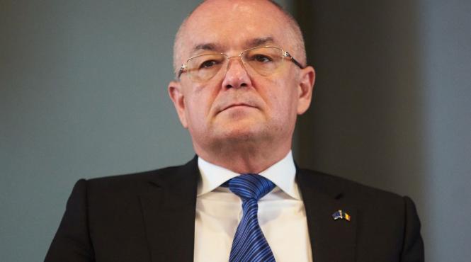 consiliul national de integritate majorare salariu emil boc klaus iohannis