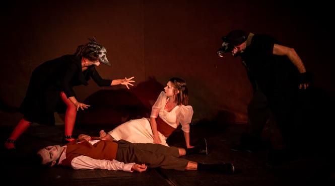 incepe anul cu teatrul apropo tu cum alegi sa iti ocupi timpul liber in noul an