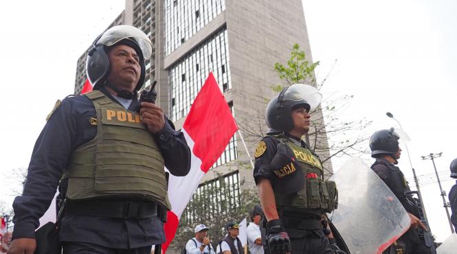 ciocniri violente 17 morti proteste peru