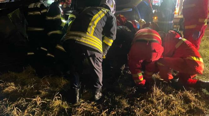 trafic blocat dn1 accident timisu de jos