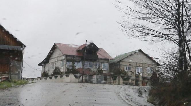 comunitate rudari deceniu romi primar solutie ajutoare