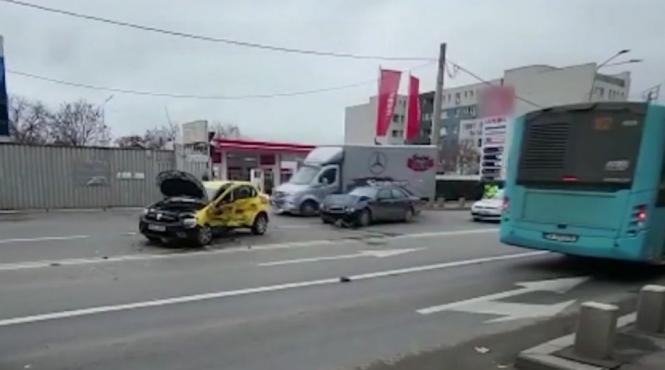 accident taxi luica bucuresti
