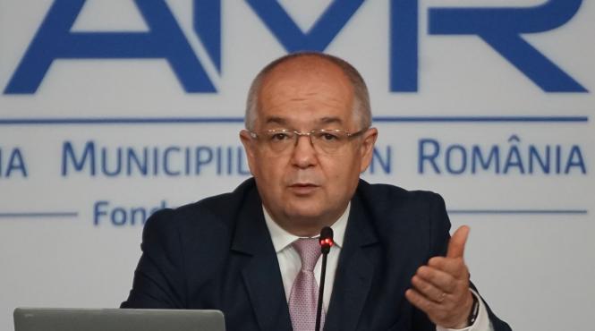 emil boc toalete publice inteligente cluj