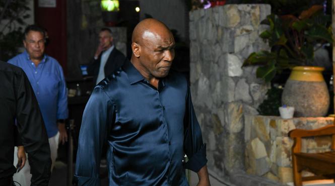 acuzatii viol mike tyson daune 5 milioane dolari