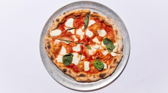 pizza margherita bagheta scumpiri uriase contrabanda oua