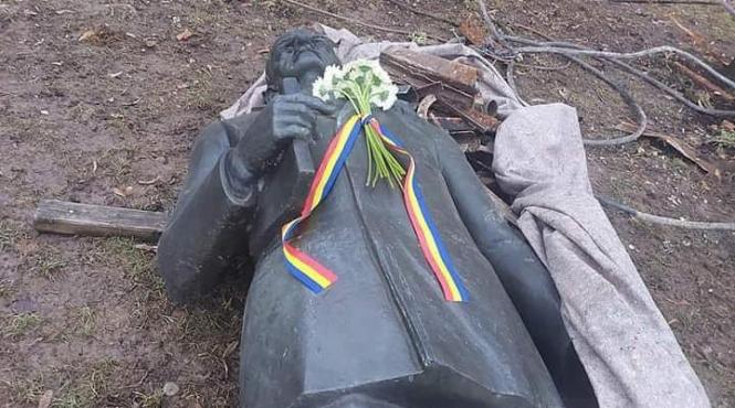 boc daramat statuie iuliu maniu cluj