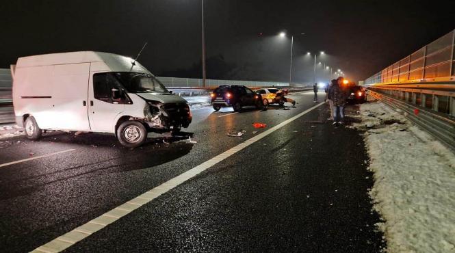 carambol 6 masini accident autostrada trafic deviat