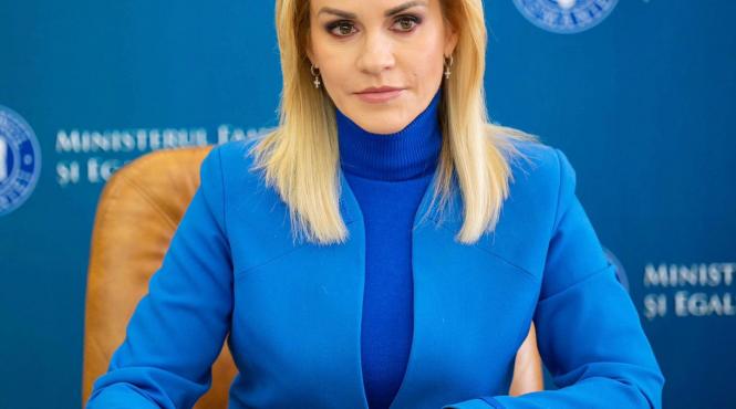 gabriela firea tinerii romani vor beneficia de reduceri prin cardul european