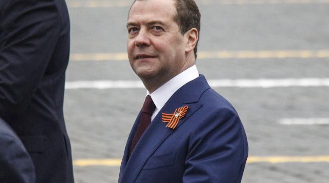 dmitri medvedev avertizeaza livrari arme occidentale ucraina arde