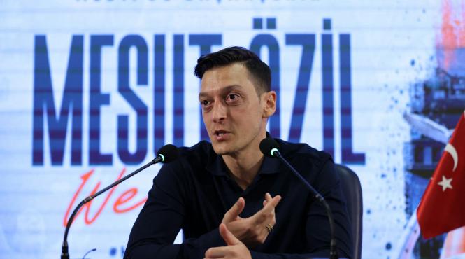 mesut ozil retragere fotbal