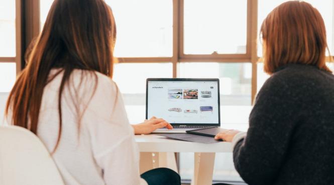 ziua siguranta internet 36 adolescenti romani primit mesaje tenta sexuala adulti