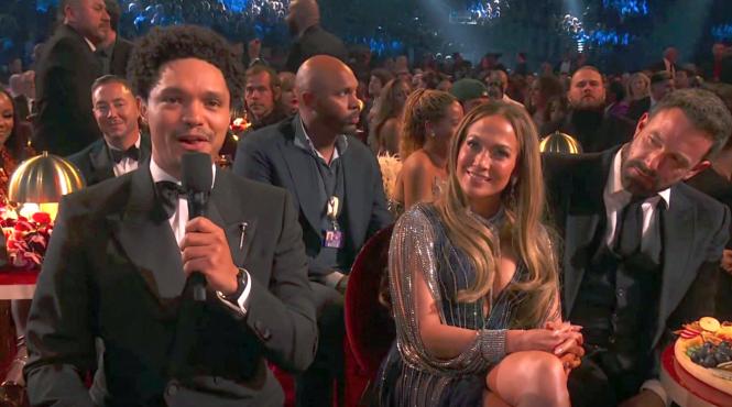 print harry ironizat premiile grammy