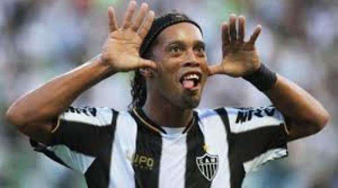 ronaldinho fotbal echipa spania