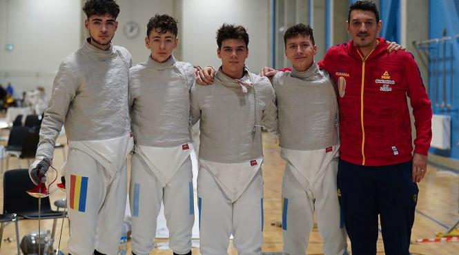 junior sabie aur romania