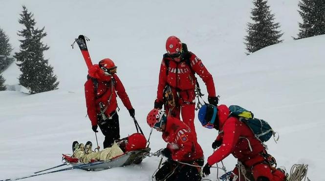 tanara preluata salvamontisti accident atv partia vartop arieseni alba