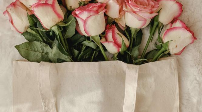 moduri inedite in care poti oferi trandafiri in dar