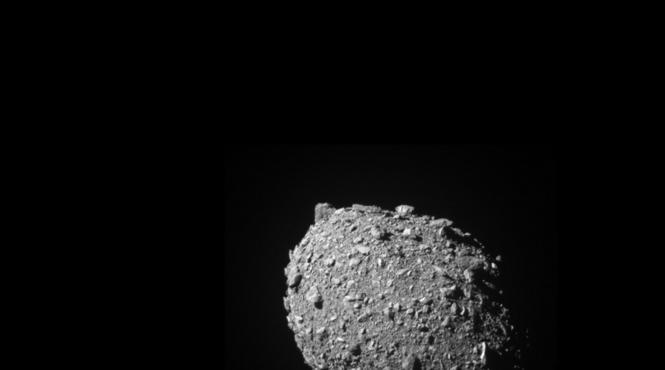 asteroid lovit nasa nor resturi