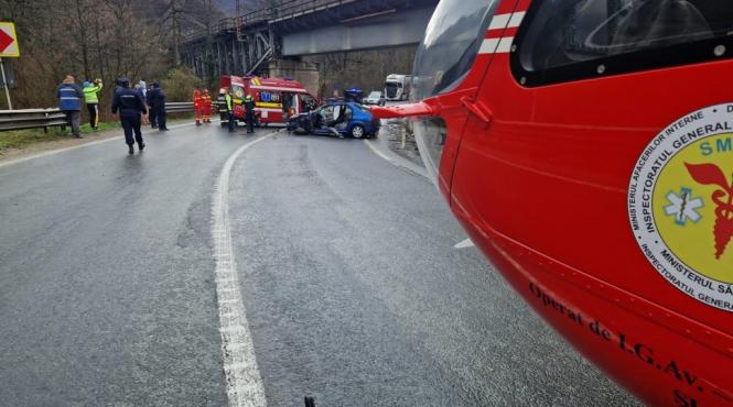 accident caras severin elicopter smurd