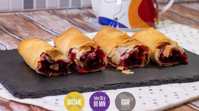 reteta desert post placinte fructe padure