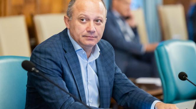 constantin daniel cadariu sa facem tot pentru sustinere tara