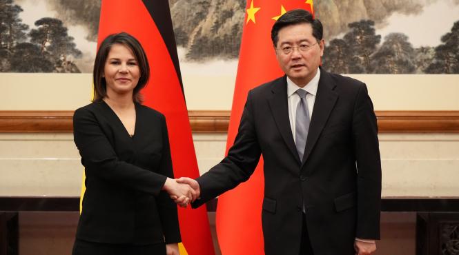 intalnire sino germana beijingul spune ca nu va livra arme rusiei pentru conflictul din ucraina annalena baerbock criticata la berlin