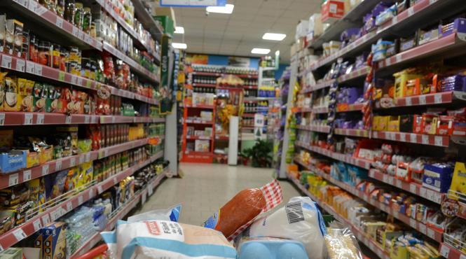 romani rasfata paste vanzari peste asteptari inainte sarbatori