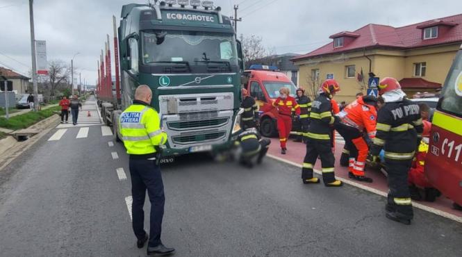 accident cumplit iasi tata doi copii loviti trecere pietoni baietel murit pe loc