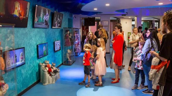 noaptea muzeelor tandarica