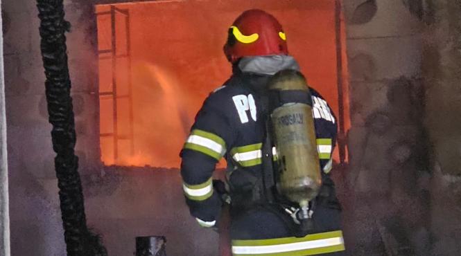 incendiu bloc brasov