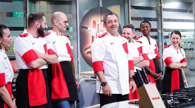 chefii si au alcatuit echipele cu care intra in confruntarile sezonului 11 chefi la cutite pe primul loc in topul audientelor