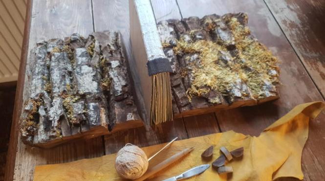 hartierul din apuseni carti flori gradina petale trandafiri