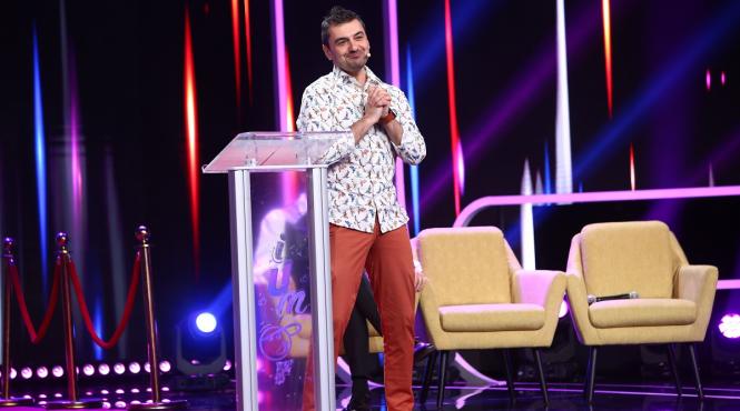 delia lacrimi de fericire la iumor dupa ce alex gavan i a facut doua surprize in cadrul editiei speciale de roast mi au mers la inima