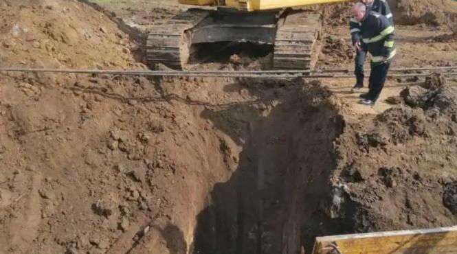 muncitori prinsi mal pamant caracal