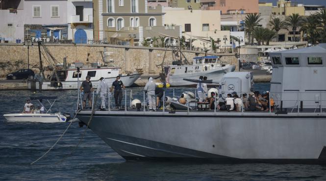 nave germane sechestrate lampedusa