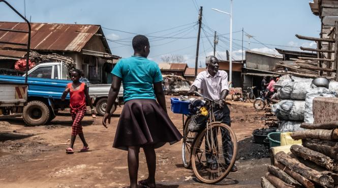 atac terorist scoala uganda 41 oameni ucisi
