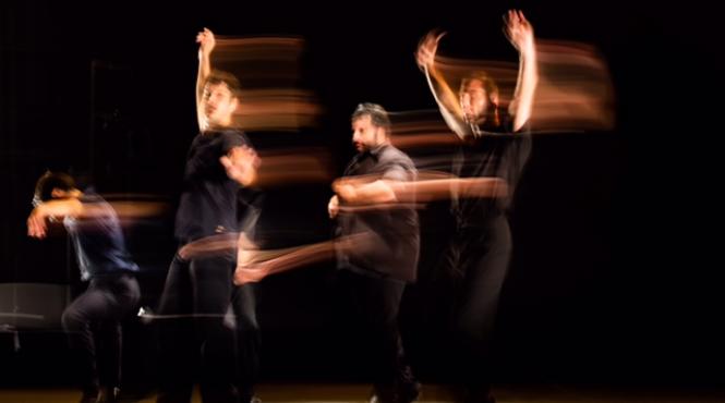 fits a debutat in forta cu invitati speciali si spectacole de neuitat