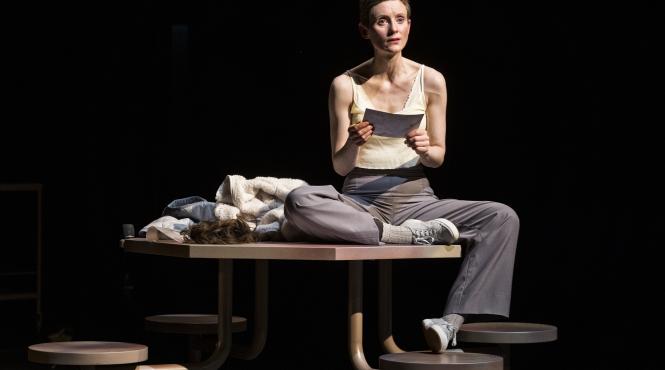 a girls story spectacol european