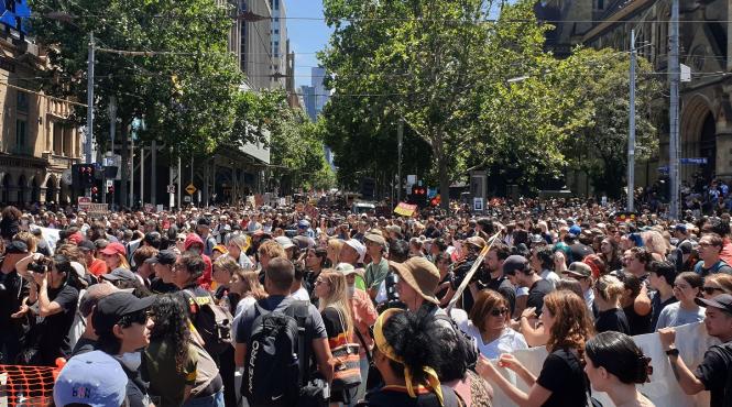 mii oameni australia sustinere reforma indigena