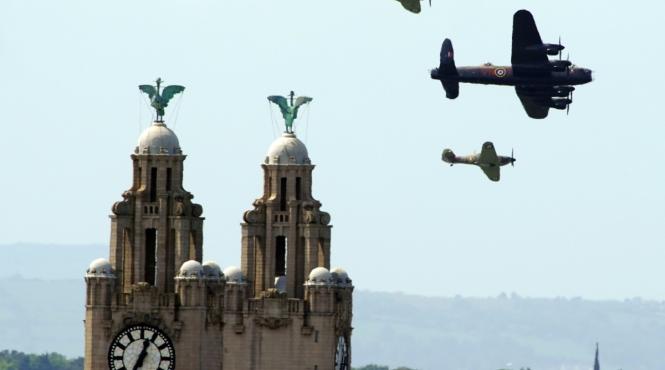 ramasitele opt avioane britanice hurricane al doilea razboi mondial kiev