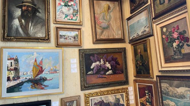 ultima colectie de arta a lui corneliu vadim tudor scoasa la licitatie